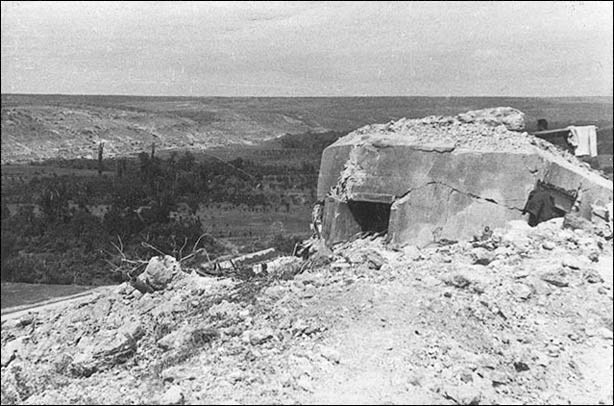 Fortified 2-levels machine-gun nest on the command center