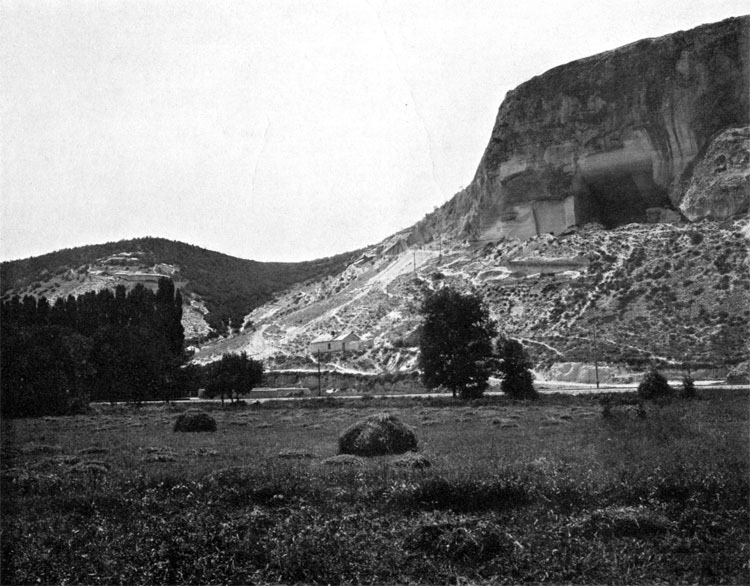 Slope of the Devil Ravine, where British battery # 1 was located